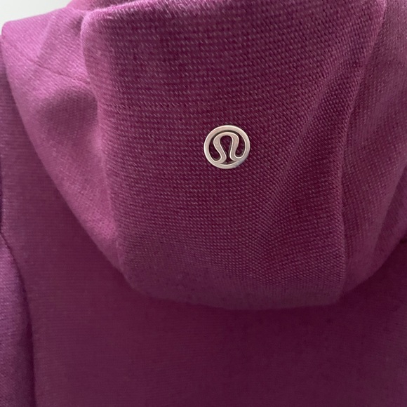 Lululemon Raincoat Size 6 - Picture 4 of 5